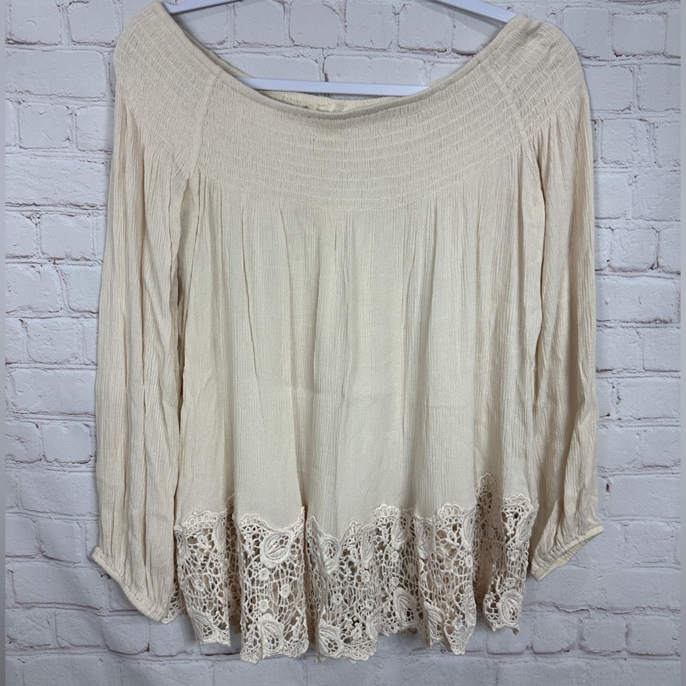 ONETHELAND women's ivory long sleeve crinkle fabric off shoulder top blouse sz L